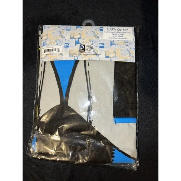 DC Comics Originals Batman 100% Cotton Apron 26" x 30" One Size Fits All New - Picture 2 of 4